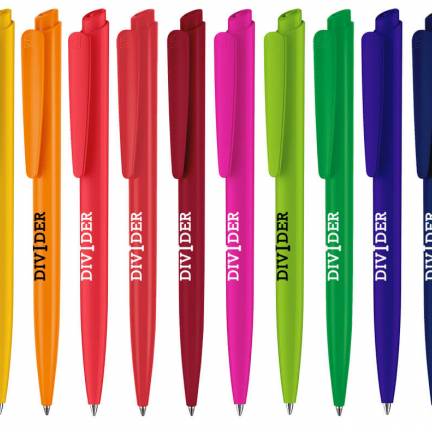 Kleurrijke pennen bedrukken